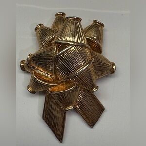 Vintage Monet Brooch Designer Signed Gold Tone Bow Flower Pin Collectable